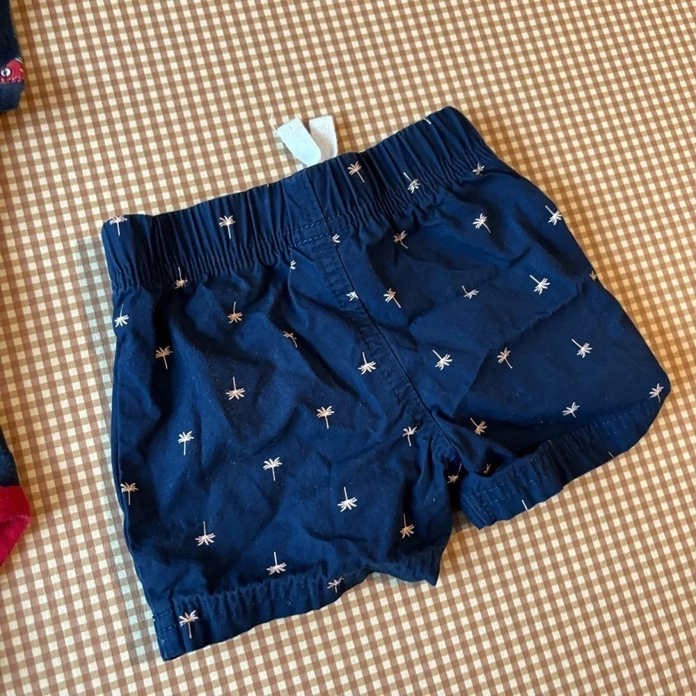 Bundle Converse Bodysuit high‎ tops print + Carter’s shorts. 0-6 months. 3-6 mo